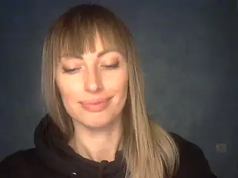 EffectMaya online show from February 20, 6:52 pm