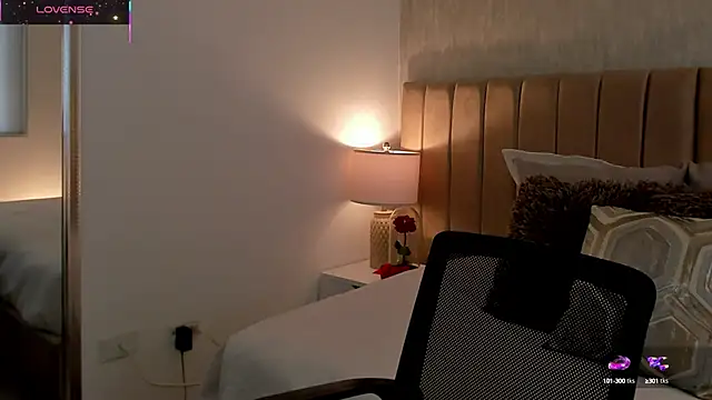 Snapshot of Victoria_romanox chatting on January 31, 3:55 pm Victoria romanox online show from January 31, 3:55 pm