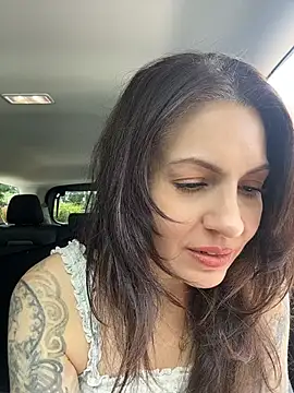 Snapshot of BeautifulMesss chatting on July 26, 4:58 pm BeautifulMesss online show from July 26, 4:58 pm