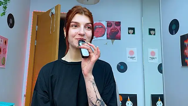 Bunny ShyGirl online show from December 8, 11:46 am