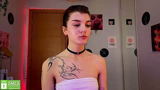 Bunny ShyGirl online show from January 15, 7:05 am