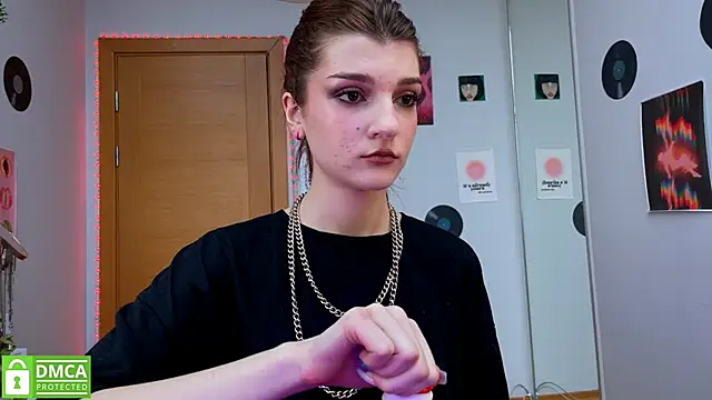 Bunny ShyGirl online show from January 23, 8:36 am