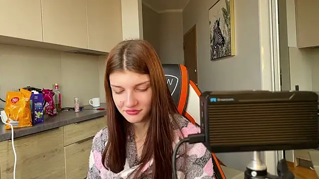 Bunny ShyGirl online show from October 20, 9:10 am