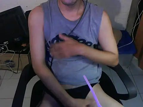 cloudyth1994 online show from October 7, 3:25 am