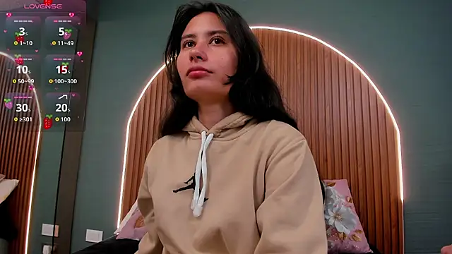 NayeCloud online show from October 30, 4:03 am