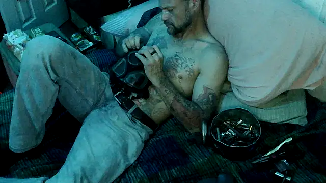 TheOneYouLove69 online show from March 18, 1:31 am