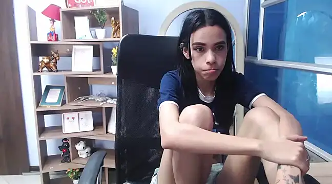 Snapshot of Jasmin_Skinny chatting on January 4, 8:06 am Jasmin Skinny online show from January 4, 8:06 am