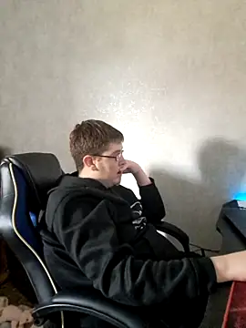 Snapshot of thejerkin chatting on October 20, 12:27 pm thejerkin online show from October 20, 12:27 pm