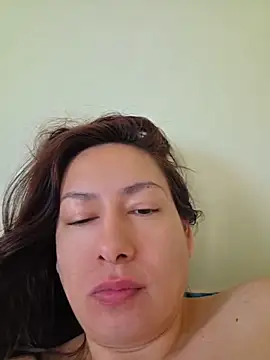 xLadyScarlettx online show from April 16, 12:39 pm