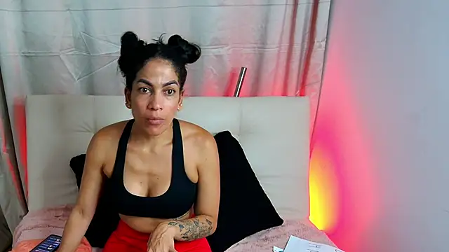 sara smith45 online show from March 14, 6:18 pm