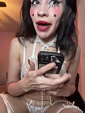 Gothbabbi online show from April 8, 8:53 pm