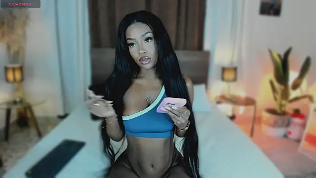 Isaa Coleman  online show from April 17, 12:13 am