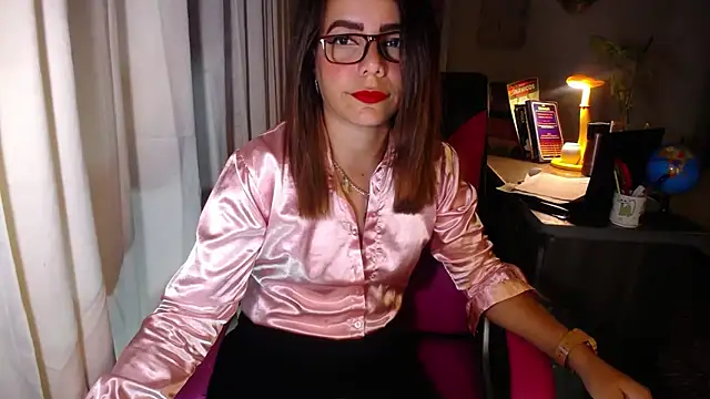 Snapshot of danielle_rose_1 chatting on April 22, 3:13 pm danielle rose 1 online show from April 22, 3:13 pm