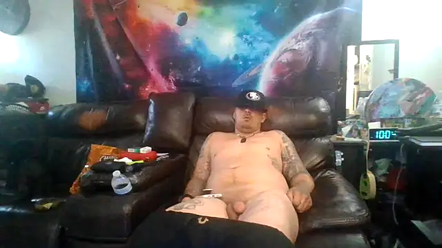 Snapshot of Antoniothedon chatting on April 18, 5:06 pm Antoniothedon online show from April 18, 5:06 pm