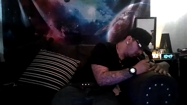 Snapshot of Antoniothedon chatting on May 3, 5:52 pm Antoniothedon online show from May 3, 5:52 pm