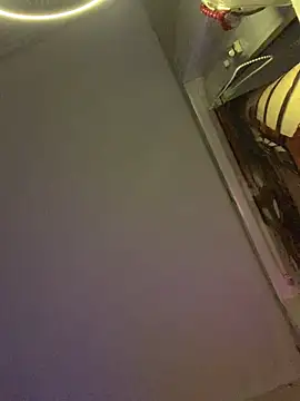 Snapshot of Danilo_2017 chatting on February 8, 11:41 pm Danilo 2017 online show from February 8, 11:41 pm