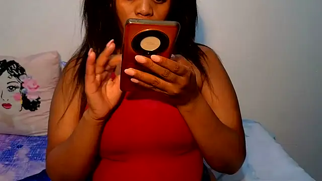 Snapshot of SexyFreaky_ chatting on February 15, 8:22 am SexyFreaky online show from February 15, 8:22 am