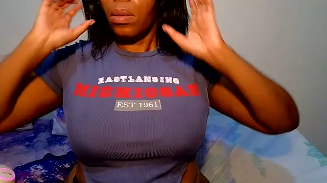 Snapshot of SexyFreaky_ chatting on March 5, 8:53 pm SexyFreaky online show from March 5, 8:53 pm