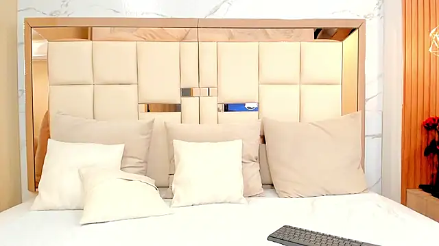 Snapshot of fabiana_rodriguez chatting on February 12, 10:59 pm fabiana rodriguez online show from February 12, 10:59 pm