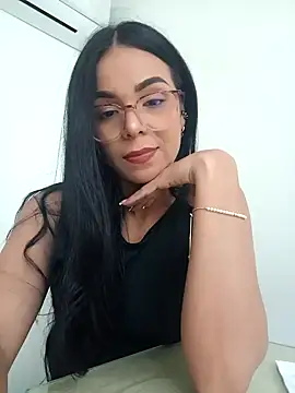 Snapshot of fabiana_rodriguez chatting on February 24, 10:03 pm fabiana rodriguez online show from February 24, 10:03 pm