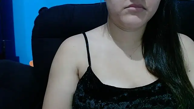 luckygirl111 online show from April 23, 1:35 pm