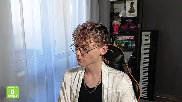 Keytaro online show from September 21, 8:49 am