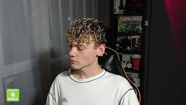 Keytaro online show from October 3, 9:01 pm