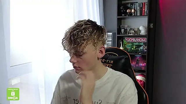 Keytaro online show from October 27, 8:51 am