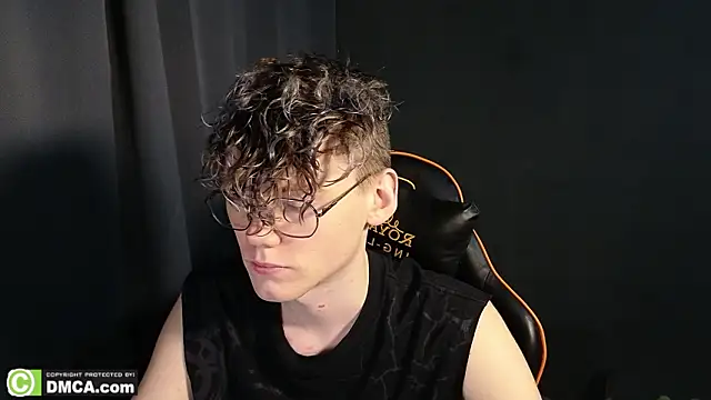 Keytaro online show from February 1, 10:41 pm