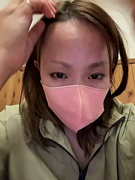 Snapshot of annna_annna_2024 chatting on April 23, 7:52 am annna annna 2024 online show from April 23, 7:52 am