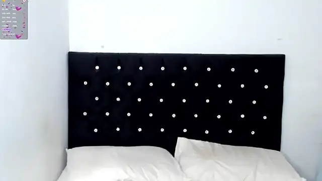 Marce 22 online show from February 15, 1:05 pm