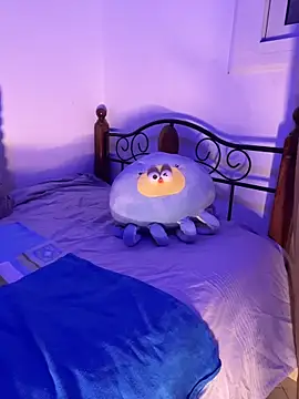 Beautiful arab online show from March 5, 9:55 pm