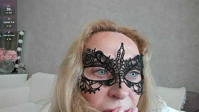 Snapshot of angelica_marquise chatting on February 1, 7:18 am angelica marquise online show from February 1, 7:18 am