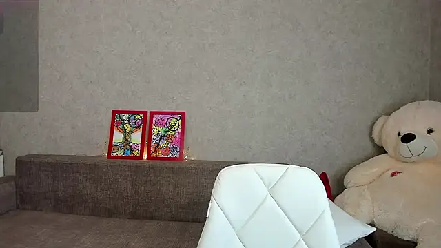 Snapshot of angelica_marquise chatting on February 18, 11:06 am angelica marquise online show from February 18, 11:06 am