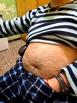 Escondido52 online show from March 6, 10:45 am