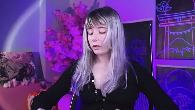 LexiWenford online show from March 26, 3:23 am