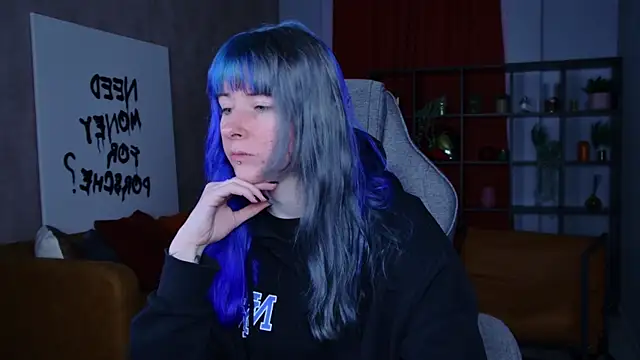 LexiWenford online show from April 13, 2:50 am