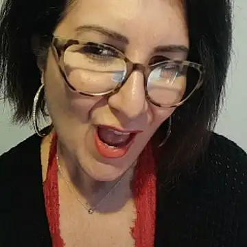 Viola8p online show from November 26, 2:07 pm