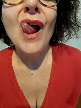 Viola8p online show from December 18, 11:16 am