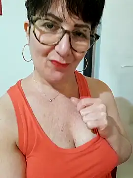 Viola8p online show from February 10, 3:27 pm