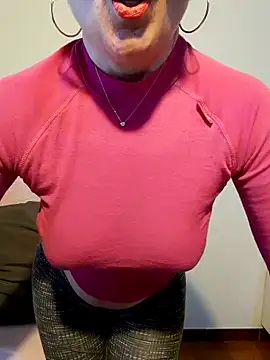 Viola8p online show from March 15, 3:18 pm