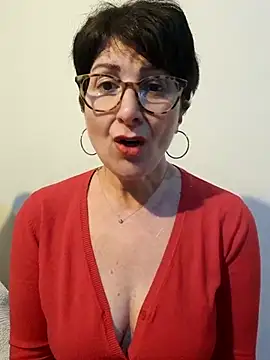 Viola8p online show from March 26, 4:45 pm