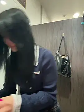 Snapshot of Asia-Melody chatting on March 23, 6:05 am Asia-Melody online show from March 23, 6:05 am