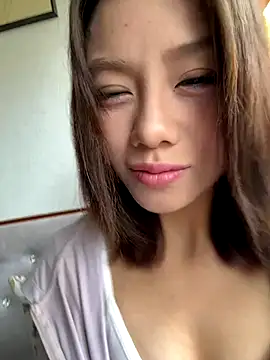 Snapshot of Asia-Melody chatting on October 9, 3:59 am Asia-Melody online show from October 9, 3:59 am