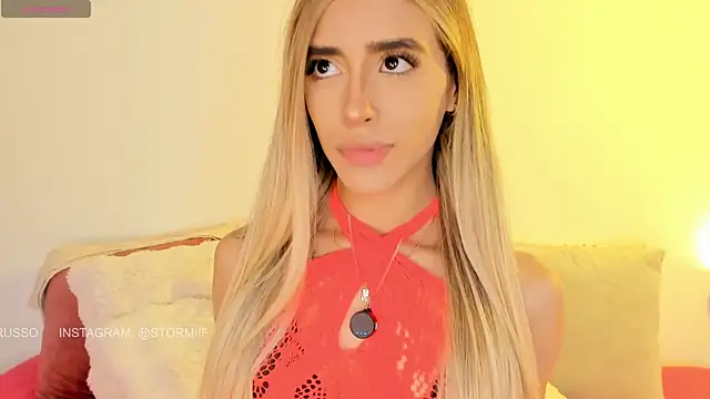 StormiRusso online show from March 25, 10:49 pm