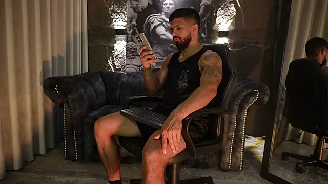 DannSaenz online show from February 6, 1:58 pm