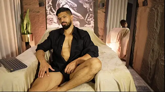 DannSaenz online show from February 28, 11:55 am