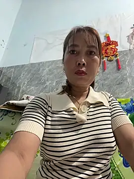 Linaannn online show from March 9, 11:42 pm