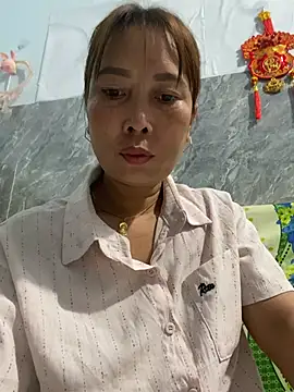 Linaannn online show from March 29, 11:27 pm