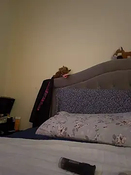 Snapshot of esteraulxxx chatting on February 2, 6:28 pm esteraulxxx online show from February 2, 6:28 pm